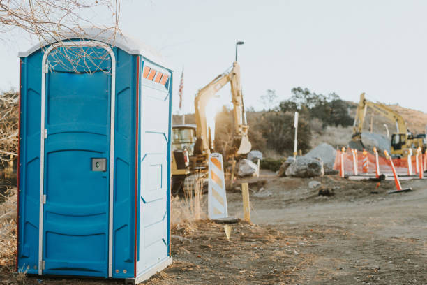 Best Portable restroom trailer rental  in Vero Beach, FL